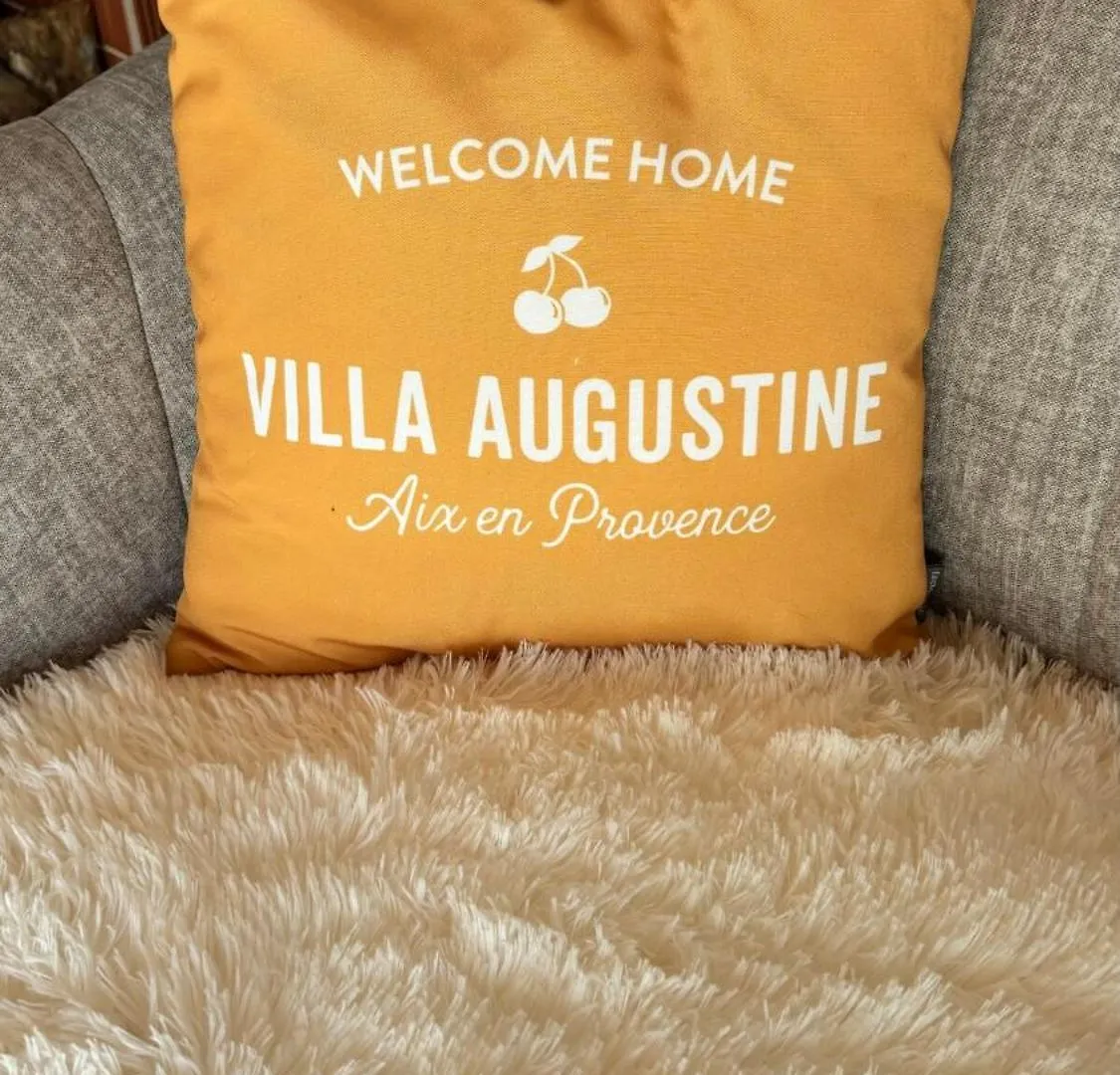 Villa Augustine - Elegance Et Charme Aux Portes D'Aix En Provence Aix-en-Provence 0*,